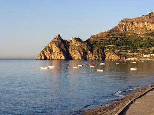 Le Zagare Apartments SantʼAlessio Siculo Eksteriør bilde