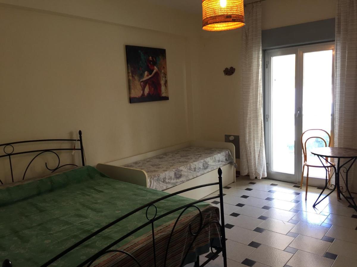 Le Zagare Apartments SantʼAlessio Siculo Eksteriør bilde