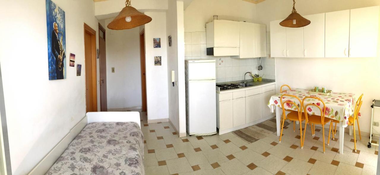 Le Zagare Apartments SantʼAlessio Siculo Eksteriør bilde