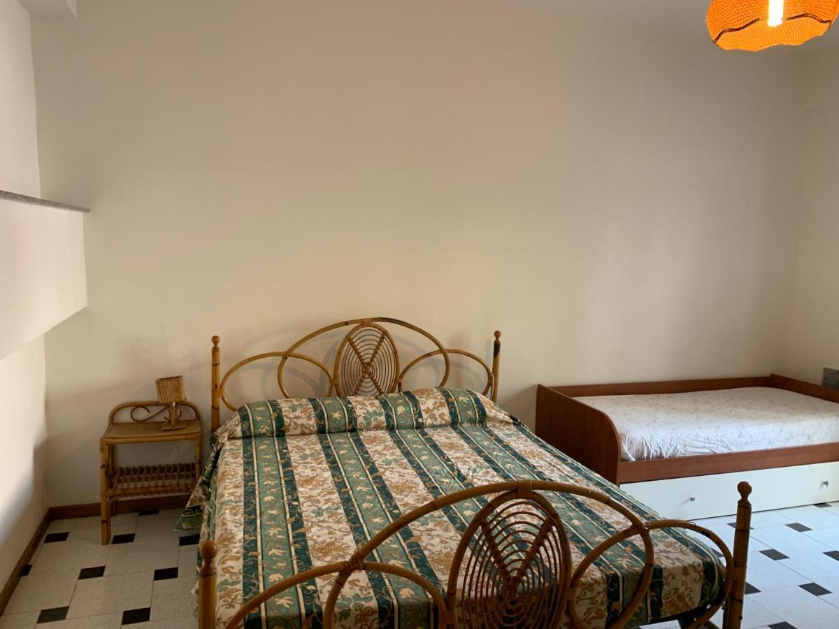Le Zagare Apartments SantʼAlessio Siculo Eksteriør bilde