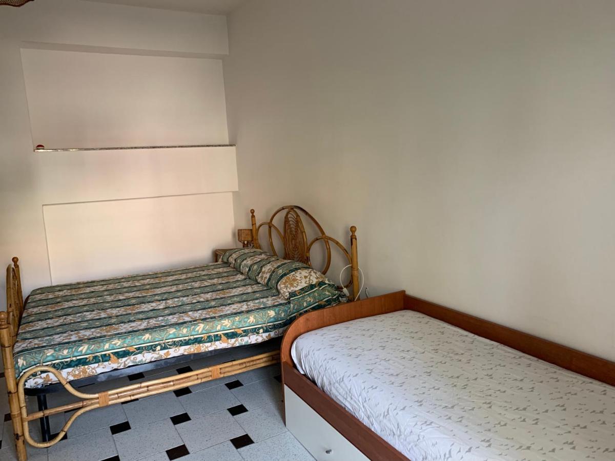 Le Zagare Apartments SantʼAlessio Siculo Eksteriør bilde